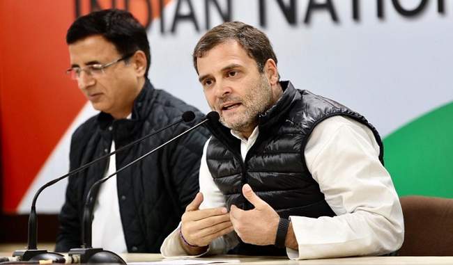 after-the-promise-of-providing-jobs-to-youth-raga-jumla-is-shuffling-pm-says-rahul