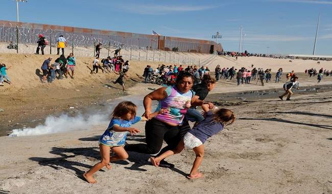 america-fired-tear-gas-shells-on-illegal-strangers-trying-to-cross-the-border