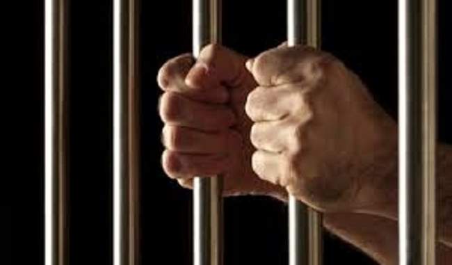 jailed-police-officer-who-took-bribe-by-threatening-to-implicate-him-in-false-case
