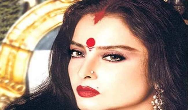 unheard-stories-related-to-actress-rekha-life