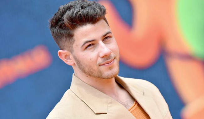 priyanka-chopra-and-nick-jonas-love-storys priyanka-chopra-and-nick-jonas-love-storys