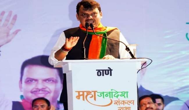 fadnavis-told-pmc-account-holders-i-will-raise-the-issue-with-the-prime-minister