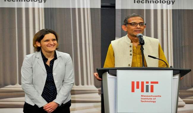 nobel-laureate-abhijit-banerjee-said-indian-economy-is-in-a-staggered-state