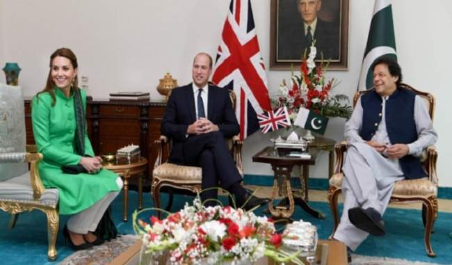 imran-khan-meets-crown-prince-william-in-pakistan-discuss-dispute-with-india