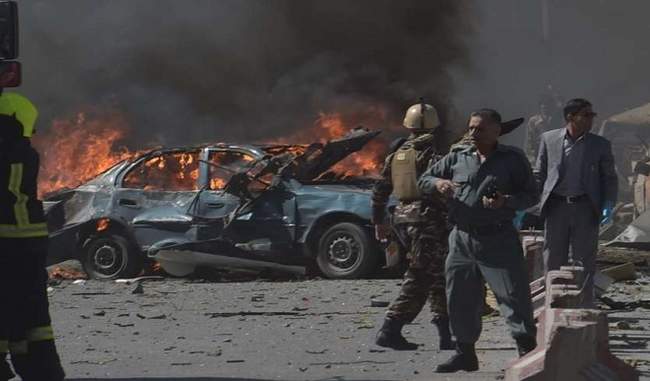 two-police-officers-killed-20-children-injured-in-truck-explosion-in-afghanistan