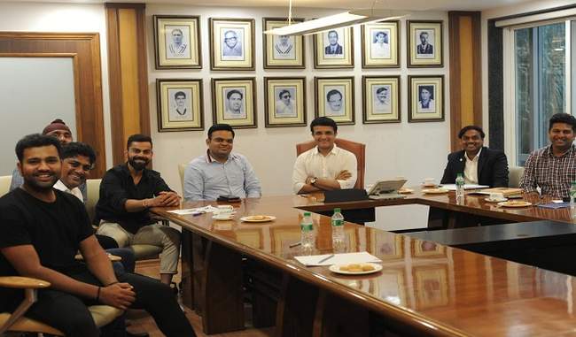 kohli-and-rohit-meet-bcci-president-sourav-ganguly-discuss-further-plans