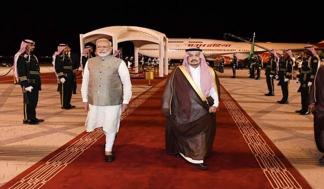 pm-modi-reaches-saudi-arabia-will-hold-bilateral-talks-with-shah-salman