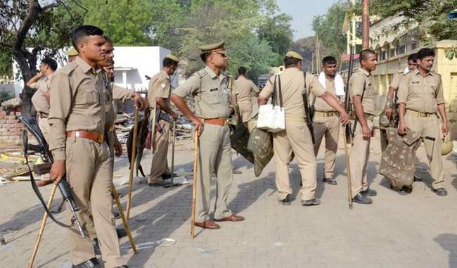 telangana-woman-forest-officer-attacked-during-encroachment-removal-campaign