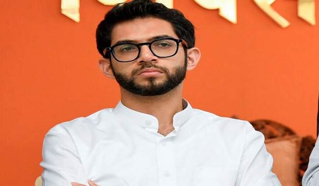 before-the-victory-differences-between-shiv-sena-bjp-aditya-thackeray-whipped-the-government-in-the-case-of-sawing-of-trees