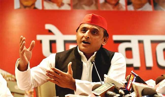 akhilesh-taunt-on-up-law-and-order-is-not-nathuram-raj-but-ramraj-in-the-state