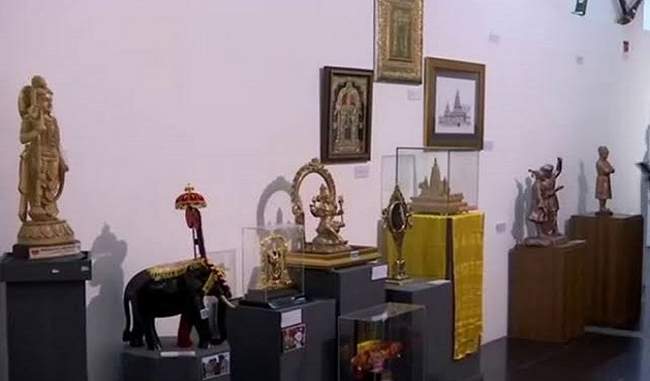 e-auction-of-gifts-received-to-modi-ends-picture-of-gandhi-with-highest-bid-of-rs-25-lakh