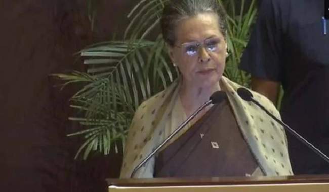 sonia-targeted-the-modi-government-said-lies-and-unscientific-thoughts-are-being-imposed-on-society