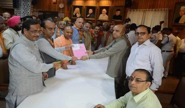 sudhanshu-trivedi-filed-nomination-for-rajya-sabha-by-election