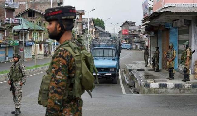 all-restrictions-imposed-for-prayers-in-srinagar-removed