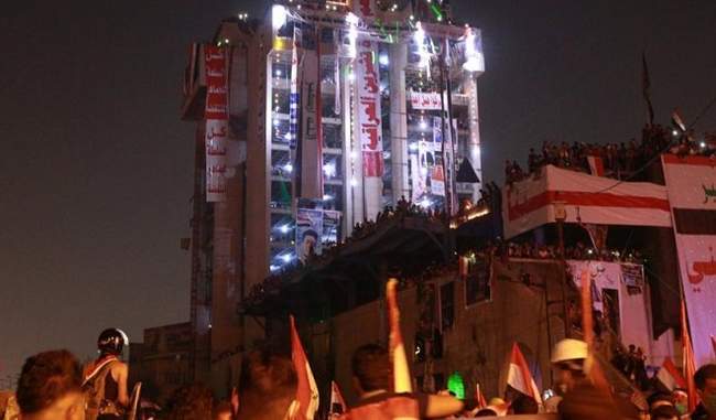 baghdad-building-now-a-landmark-in-anti-government-protests
