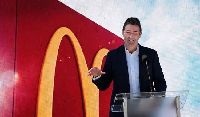 mcdonald-s-ceo-expelled-from-connection-with-employee