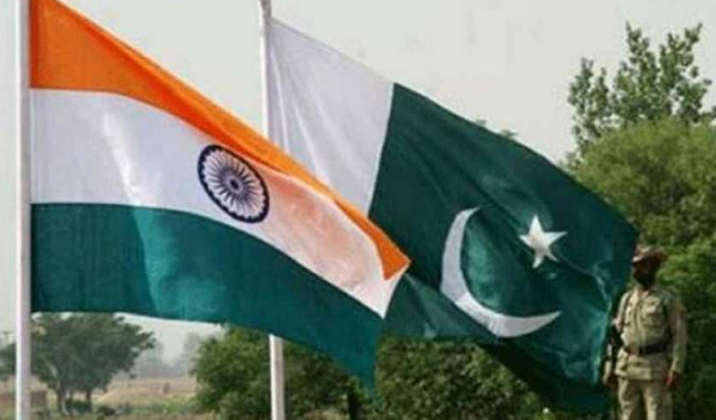 बनते बिगड़ते रिश्तों के बीच पाकिस्तान ने भारत के साथ डाक सेवा बहाल की