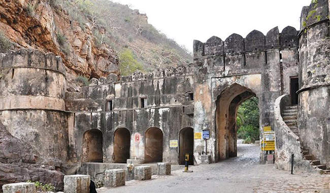 if-you-come-to-rajasthan-you-should-see-the-fort-of-ranthambore