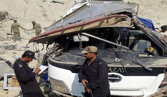 nine-pakistani-soldiers-killed-29-injured-in-bus-accident-in-balochistan