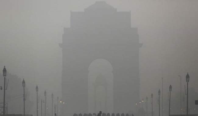 centre-on-damage-control-as-delhi-records-poorest-air-quality-in-3-years