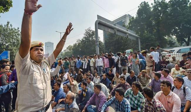 demand-of-delhi-police-which-was-accepted-after-delhi-police-protest-ends