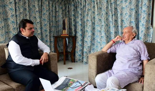 fadnavis-meets-governor-on-issues-regarding-farmers-issues-amidst-brainstorming-on-government-formation-in-maharashtra