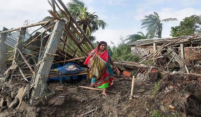 mamata-banerjee-will-make-an-aerial-tour-of-cyclone-affected-areas