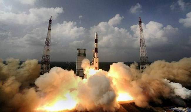 indias-first-mars-probe-launches-toward-the-red-planet