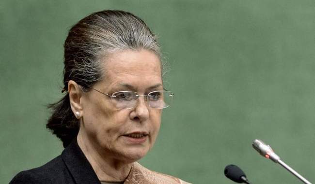 senior-congress-leader-advised-sonia-gandhi-should-be-full-president-of-the-party-to-end-uncertainty