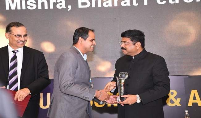 youth-to-explore-possibilities-in-oil-gas-sector-many-jobs-will-be-created-in-future-says-dharmendra-pradhan