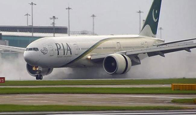 three-people-suffered-heart-attack-on-pia-flight-from-jeddah-to-islamabad