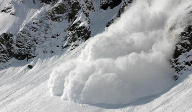 avalanche-outbreak-in-north-kashmir-four-soldiers-killed