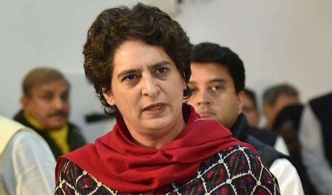 priyanka-gandhi-vadra-questioned-the-delay-in-formation-of-fast-track-in-up