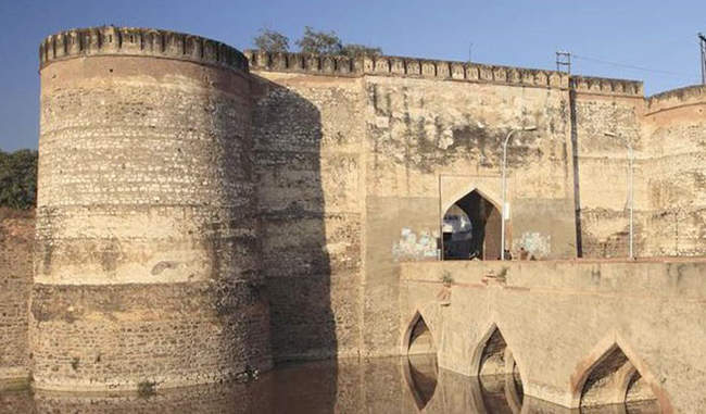 lohagarh-fort-is-situated-at-bharatpur-in-rajasthan