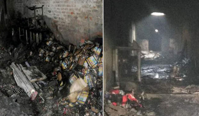 delhi-anaj-mandi-fire-exposes-corruption-in-civic-bodies delhi-anaj-mandi-fire-exposes-corruption-in-civic-bodies