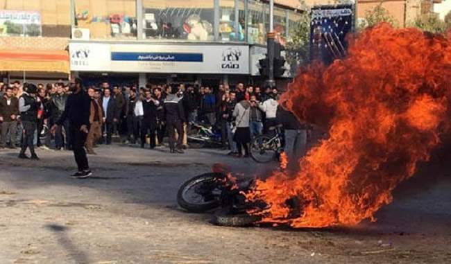number-of-protesters-killed-in-iran-s-action-rose-to-304