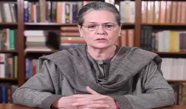 sonia-gandhi-charge-modi-government-suppressing-people-voice