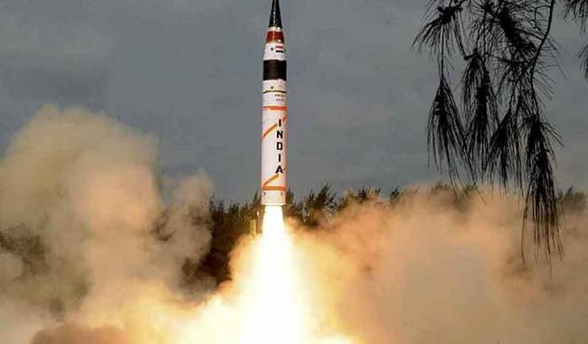 india-conducts-1st-night-trial-of-nuclear-capable-agni-iii-missile