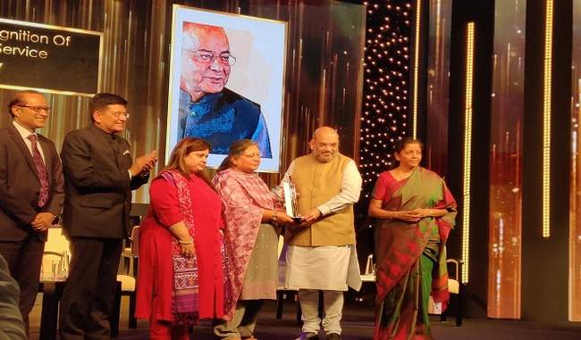 former-fm-arun-jaitley-conferred-with-et-lifetime-achievement-award