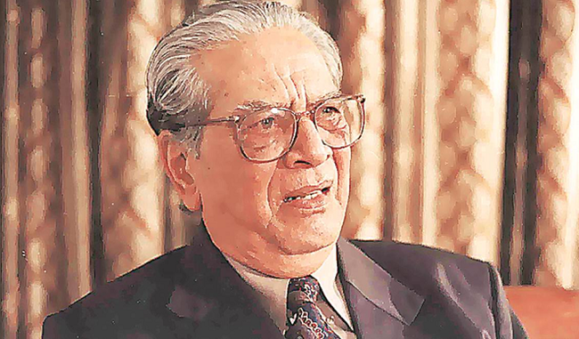 famous-actor-shriram-lagoo-dies-at-the-age-of-92