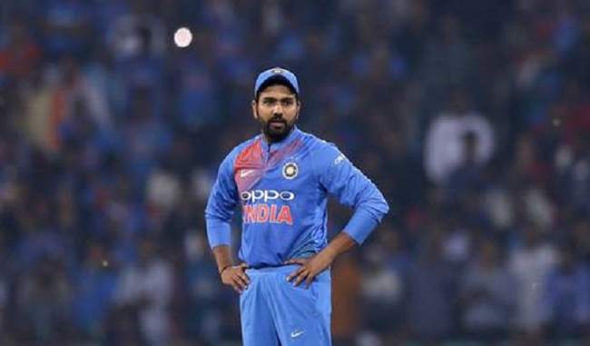 theres-time-for-world-t20s-lets-focus-on-winning-this-series-says-rohit-sharma