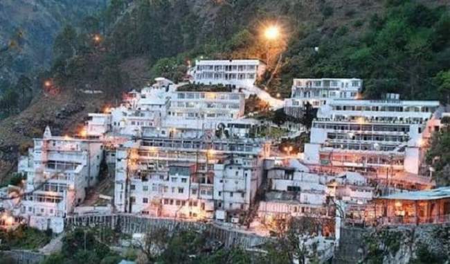 there-is-a-view-of-snow-and-desire-to-see-bhagwati-then-come-to-the-court-of-vaishno-devi there-is-a-view-of-snow-and-desire-to-see-bhagwati-then-come-to-the-court-of-vaishno-devi