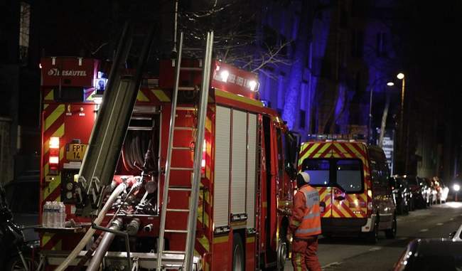 a-fire-in-a-building-in-paris-10-dead-30-injured