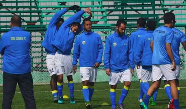due-to-snowfall-real-kashmir-has-suspended-domestic-match-against-east-bengal