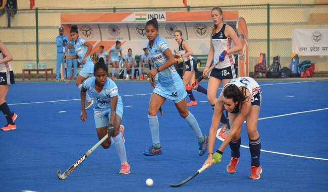 france-beats-indian-women-hockey-team-by-0-1