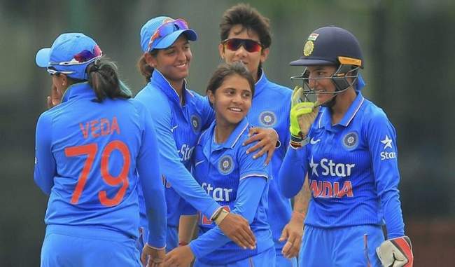 इंग्लैंड के खिलाफ जीत हासिल करने के लिए उतरेगी भारतीय महिला टीम