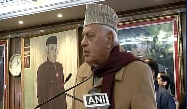 the-only-way-to-end-the-tension-between-indo-pak-talks-is-says-farooq