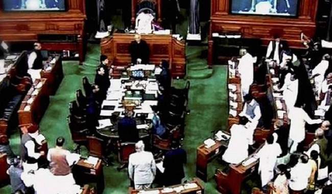 lok-sabha-pays-homage-to-george-fernandes-other-ex-mps