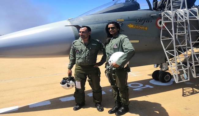 tejas-the-real-hero-says-pv-sindhu-after-becoming-first-woman-to-flying-a-sortie-in-it