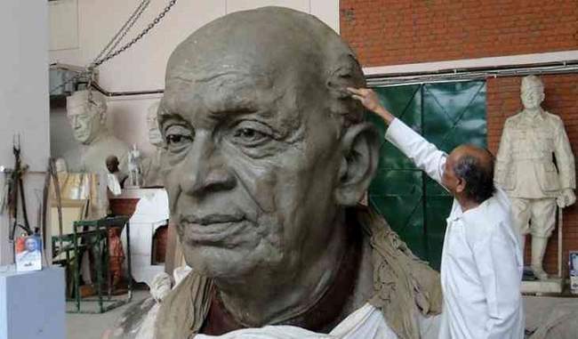 इंडिया गेट पर महात्मा गांधी की प्रतिमा बनाना मेरा सपना: राम सुतार